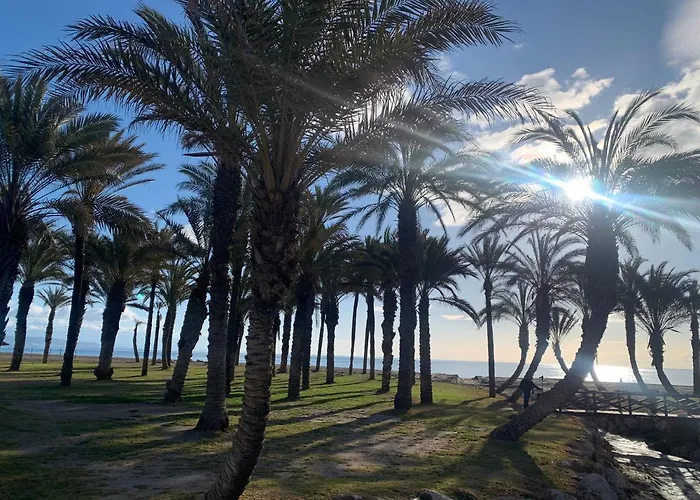 Dos Soles - Only 100 Meters From * Torremolinos