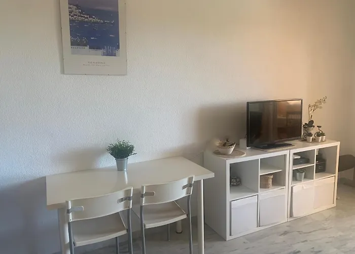 Dos Soles - Only 100 Meters From Apartment Torremolinos