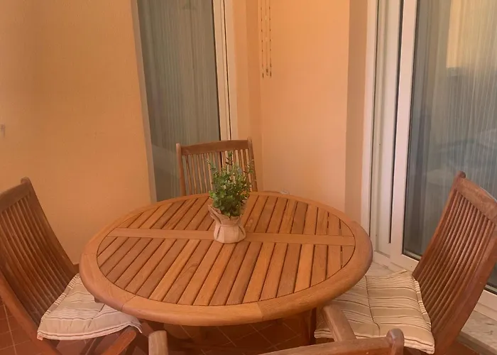 Dos Soles - Only 100 Meters From * Торремолинос